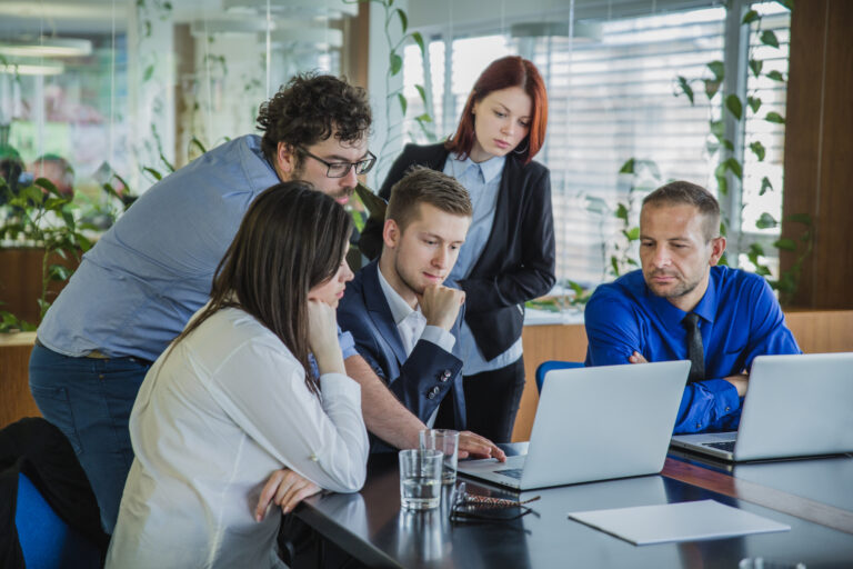 IT Consultants: Driving Smart Technology Decisions for Business Growth